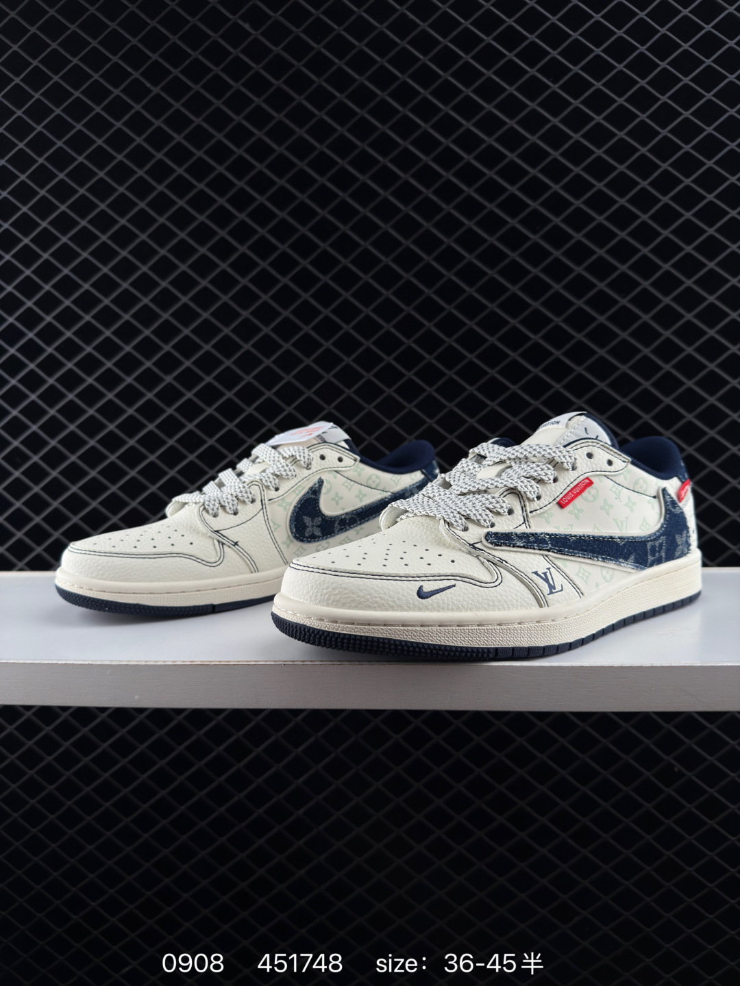 Air Jordan 1 Low supreme